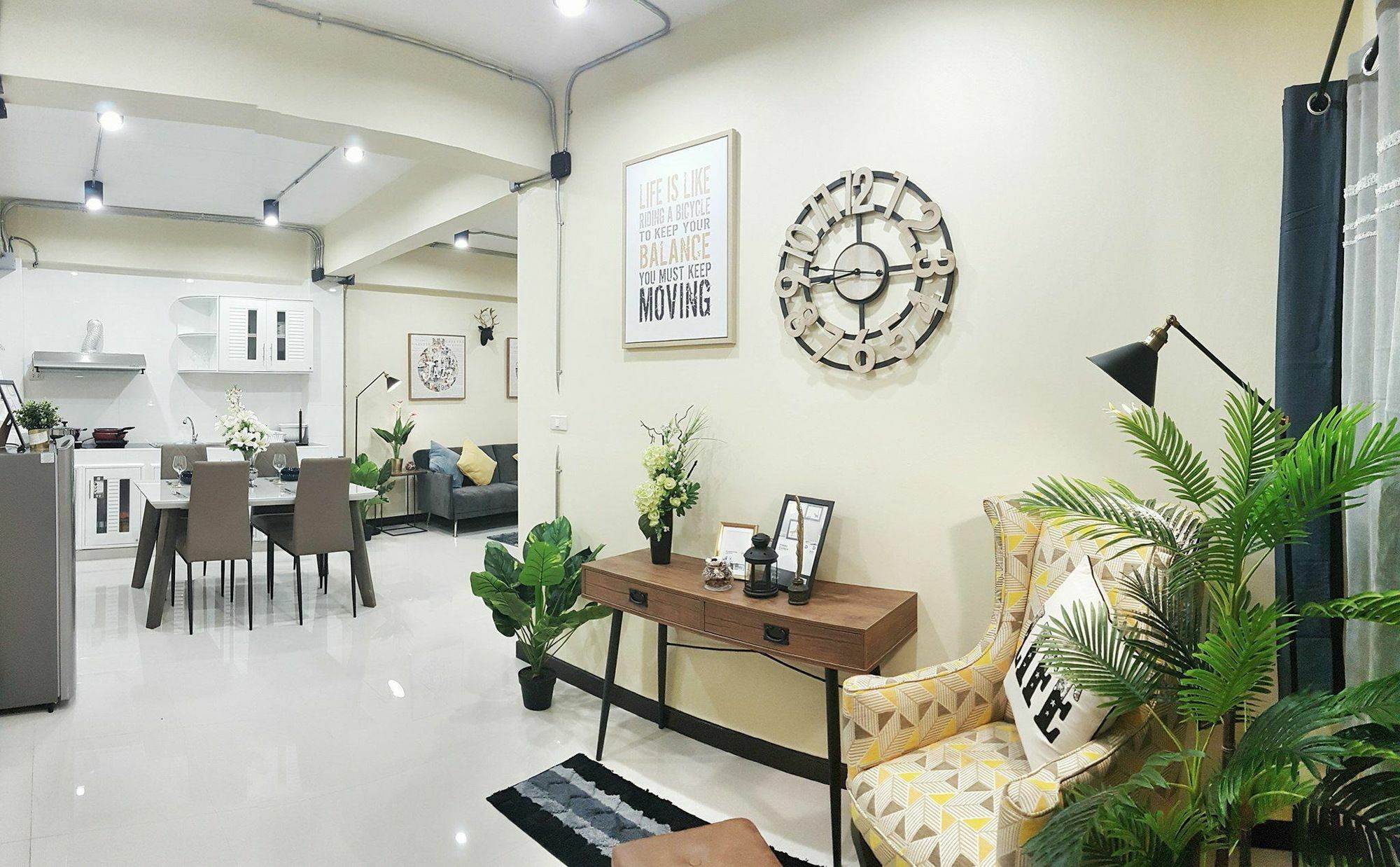 Post@Phrasing Private House Hotel Chiang Mai Ngoại thất bức ảnh